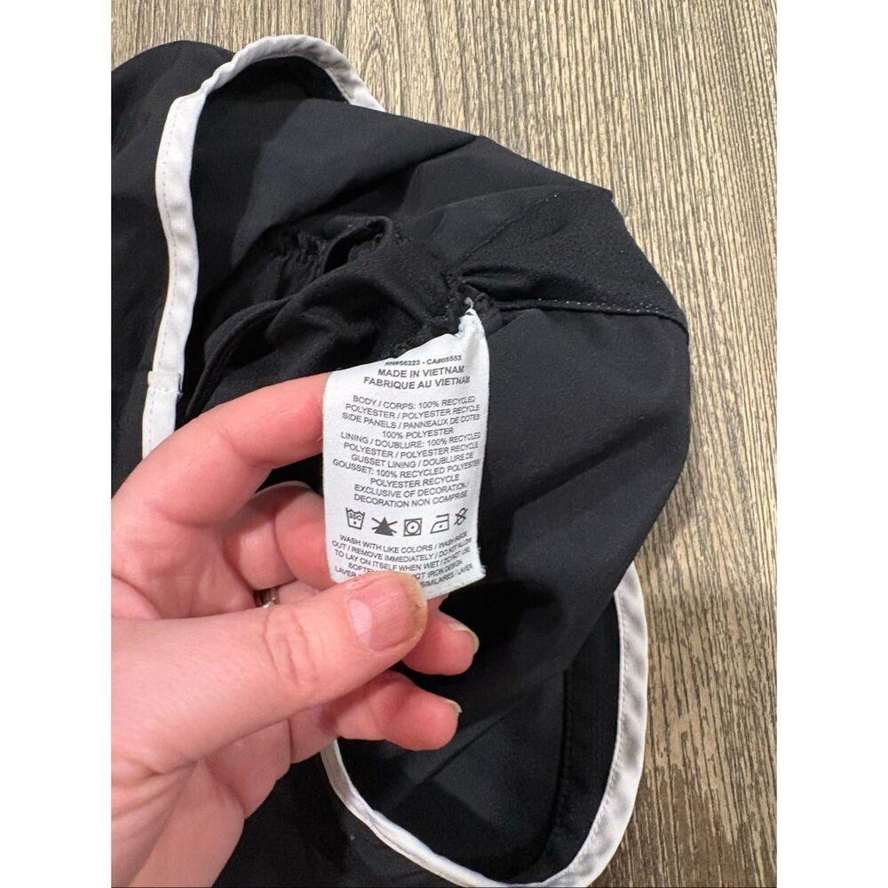 Nike Dri-Fit Womens Running Shorts Rubber Waistband Swoosh Logo Black Size M - Picture 5 of 6